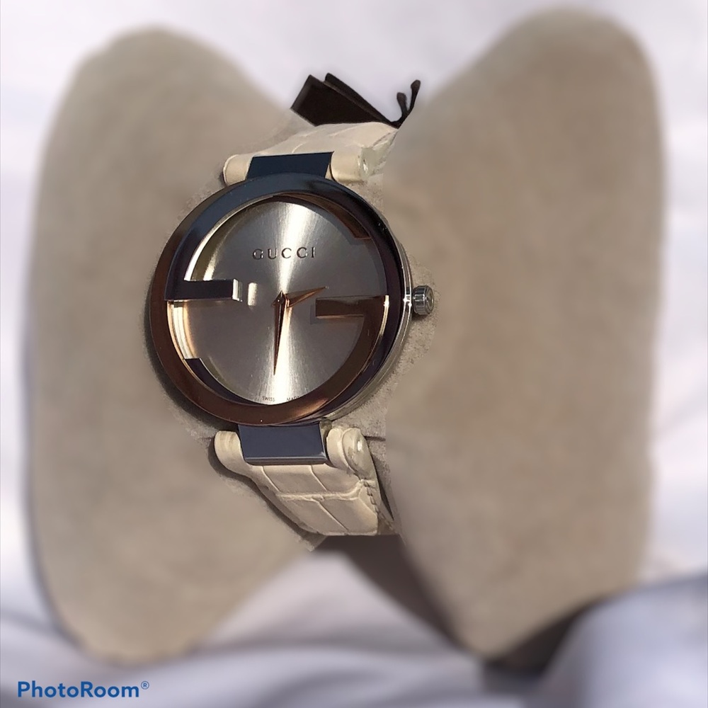 🆕 GUCCI 18k GOLD INTERLOCKING G WATCH 7.19